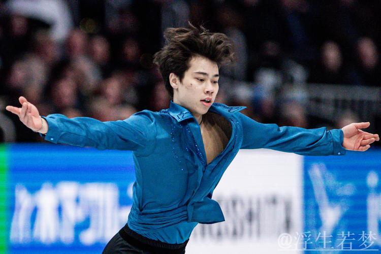 花滑世锦赛落幕 中国选手戴大卫成功拿下冬奥入场券 花滑世锦赛落幕 中国选手戴大卫成功拿下冬奥入场券