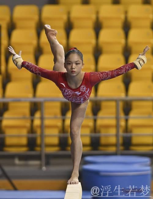 中国女子体操队摘得亚锦赛团体桂冠