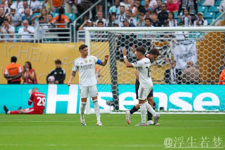 皇马小胜晋级!姆巴佩归队豪赚1313万 世俱杯8强仅剩1席 皇马小胜晋级!姆巴佩归队豪赚1313万 世俱杯8强仅剩1席